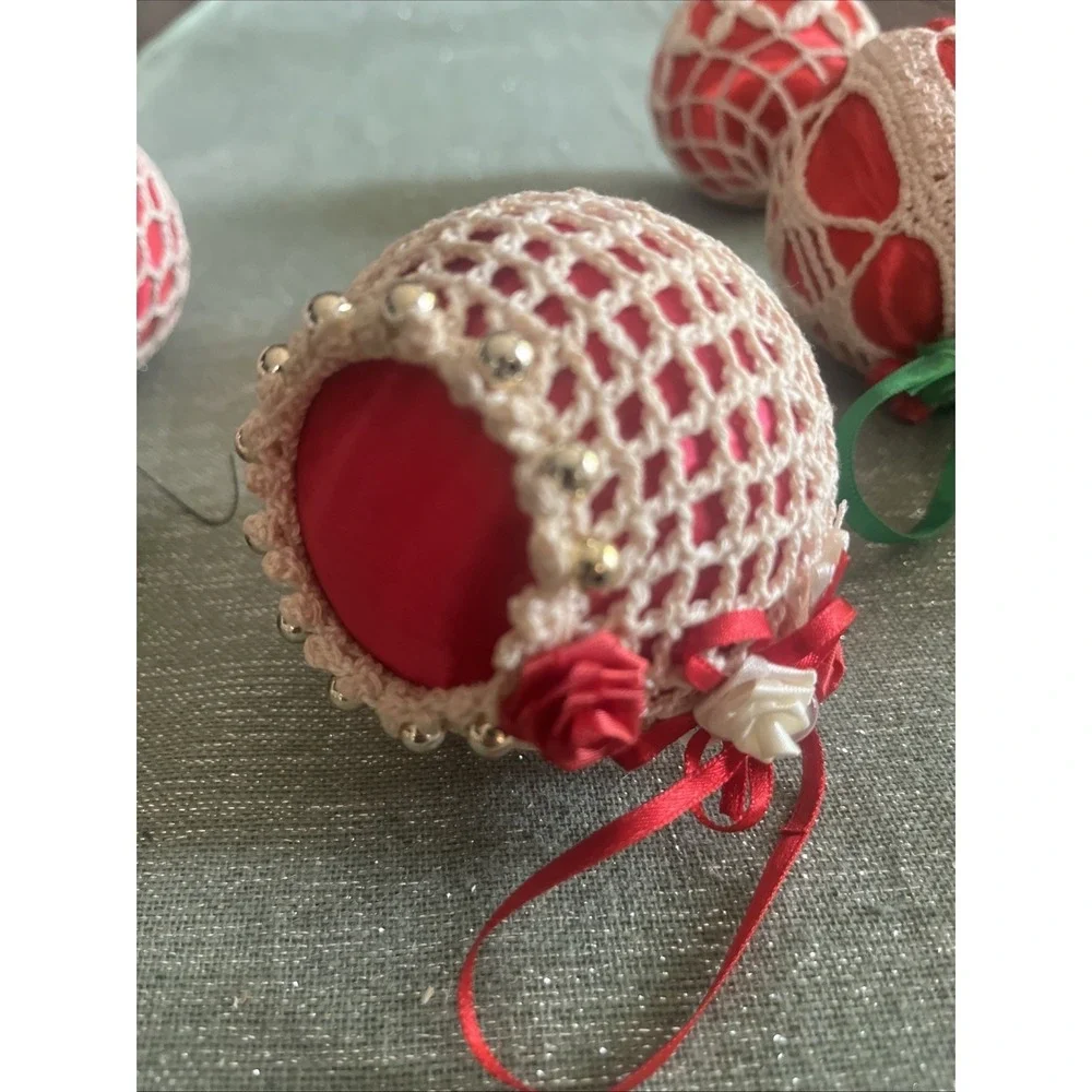 Vintage Crocheted Christmas Ornaments Set of 7~Beautiful!